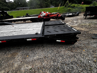 New 2022 Iron Bull Car Hauler / ETG SERIES / 102" WIDE X 44' LONG DECK / RAMPAGE RAMPS / DRIVE OVER FENDERS / 3- 7,000# ELECTRIC BRAKE AXLES