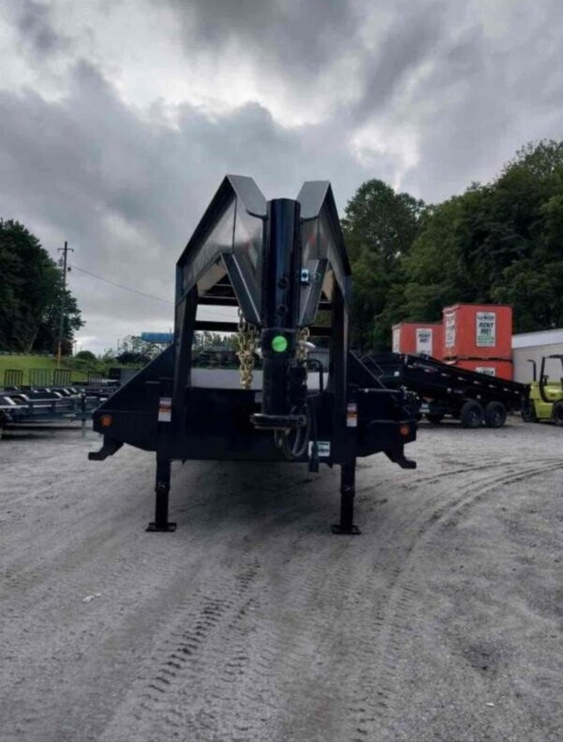 New 2023 Iron Bull Gooseneck Trailer / FLG22 / 102" Wide x 36' Long / 8" Slide Out Ramps / 2-10K Axles