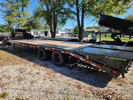 New 2025 Load Trail 102"x30' Tandem Low-Pro Gooseneck
