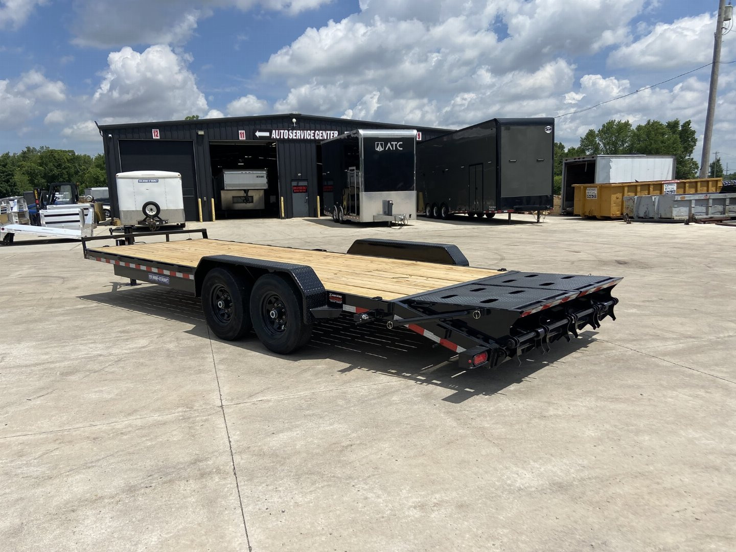 New Sure-Trac 20' (+3) Equipment Trailer