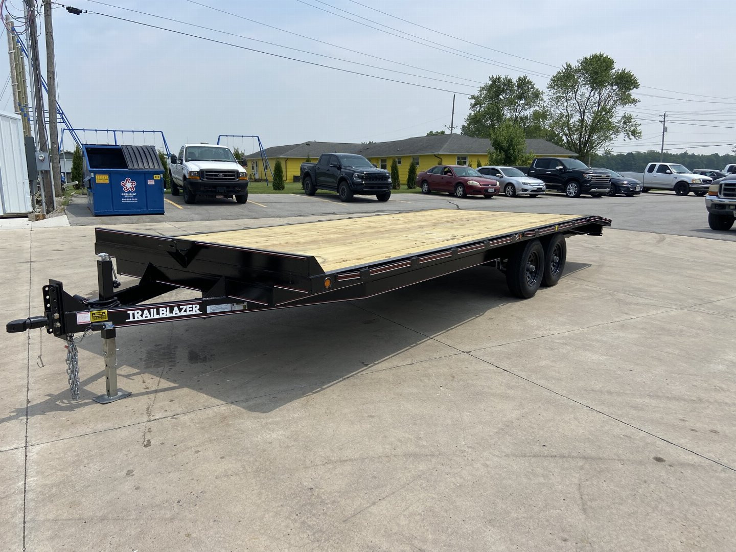 New Triple R 19' (+3) Deckover Trailer