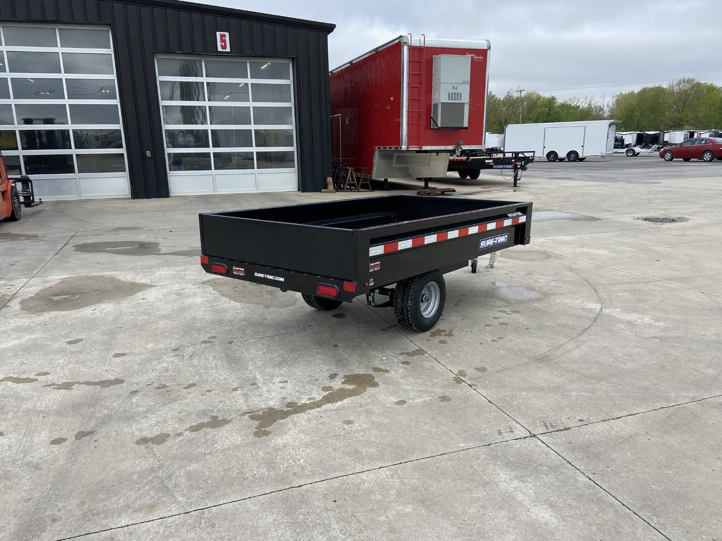 New Sure-Trac 8' Utility Dump Trailer