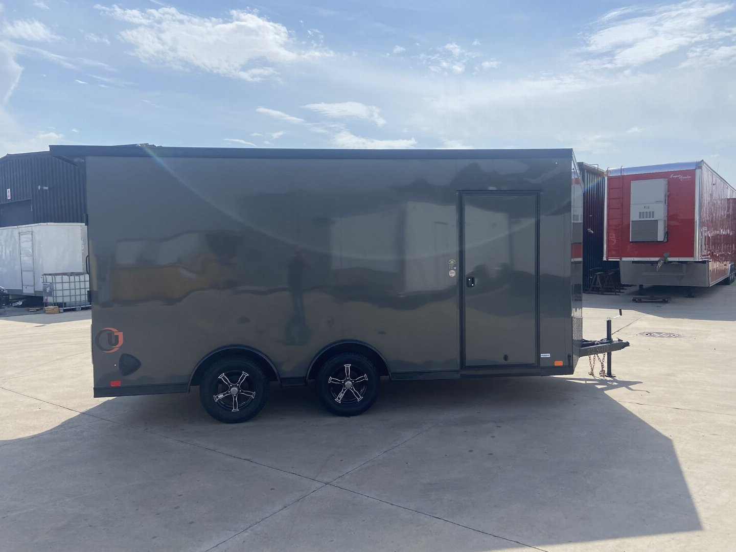 New United UJ 16' V-Nose Enclosed Cargo Trailer