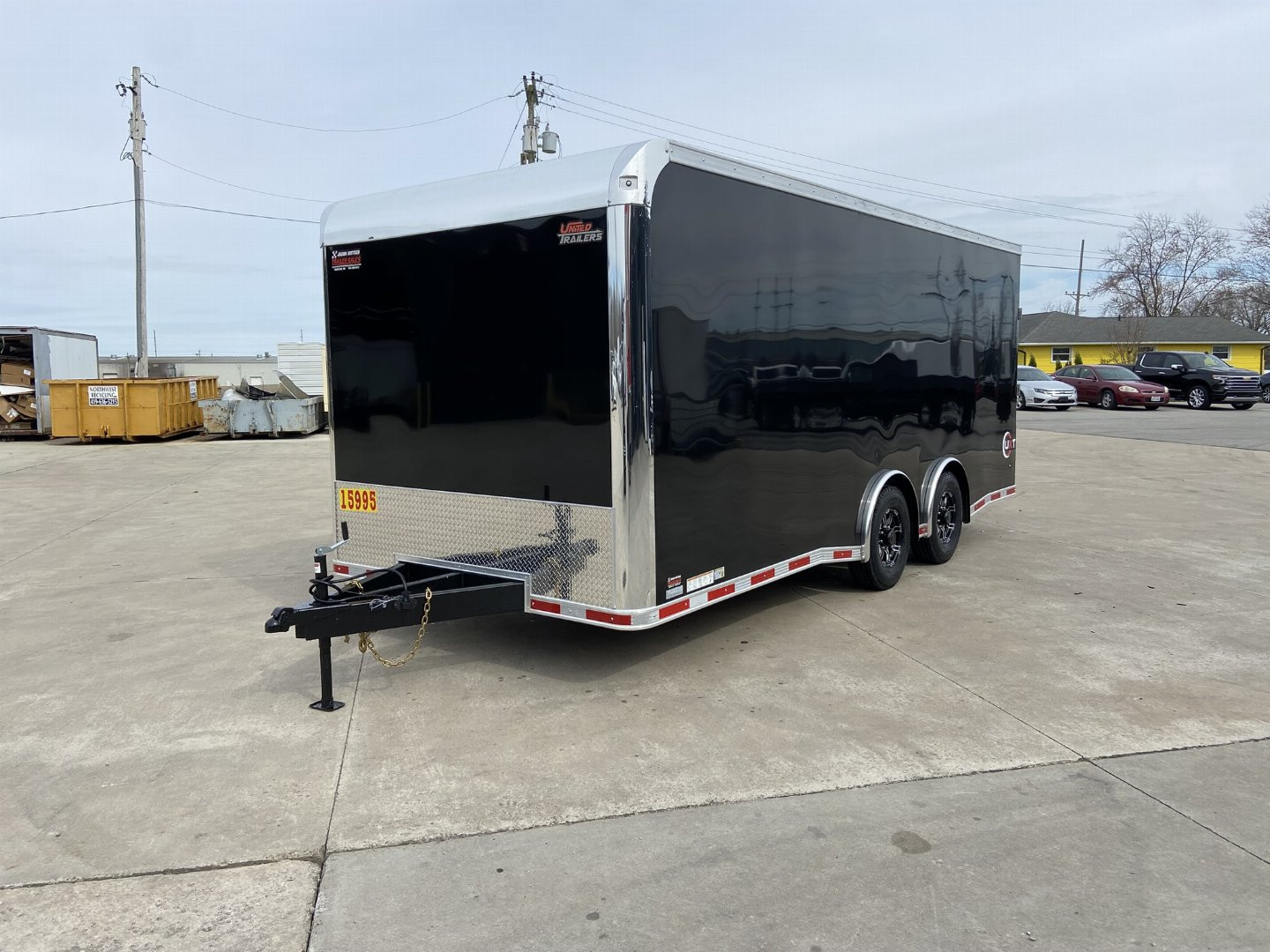 New United UXT 20' Enclosed Cargo Trailer