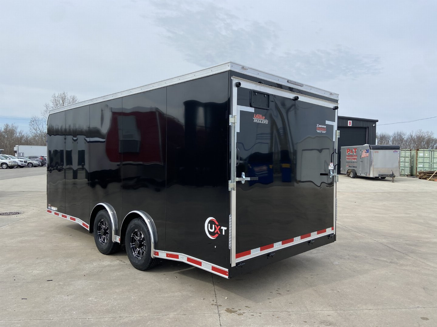 New United UXT 20' Enclosed Cargo Trailer