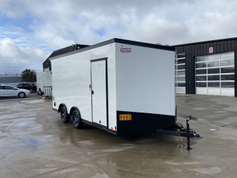 New United UJ 16' V-Nose Enclosed Cargo Trailer