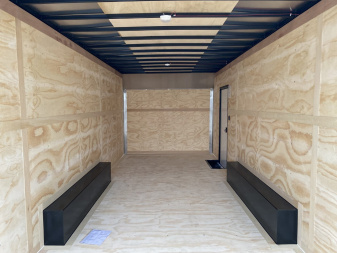 New United UXT 20' Enclosed Cargo Trailer