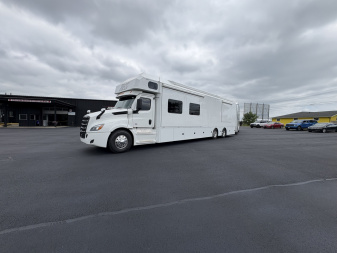 Used JDCC 46ft Motorhome 2 Bath