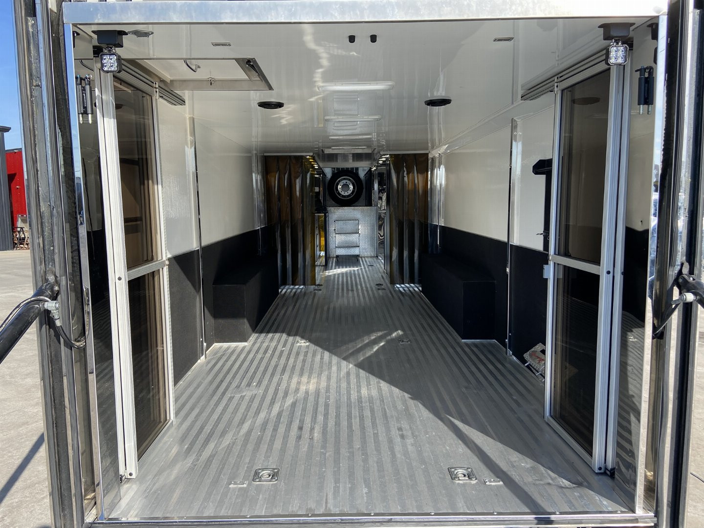 Used Renegade 3 Car Lift Gate Racing Stacker