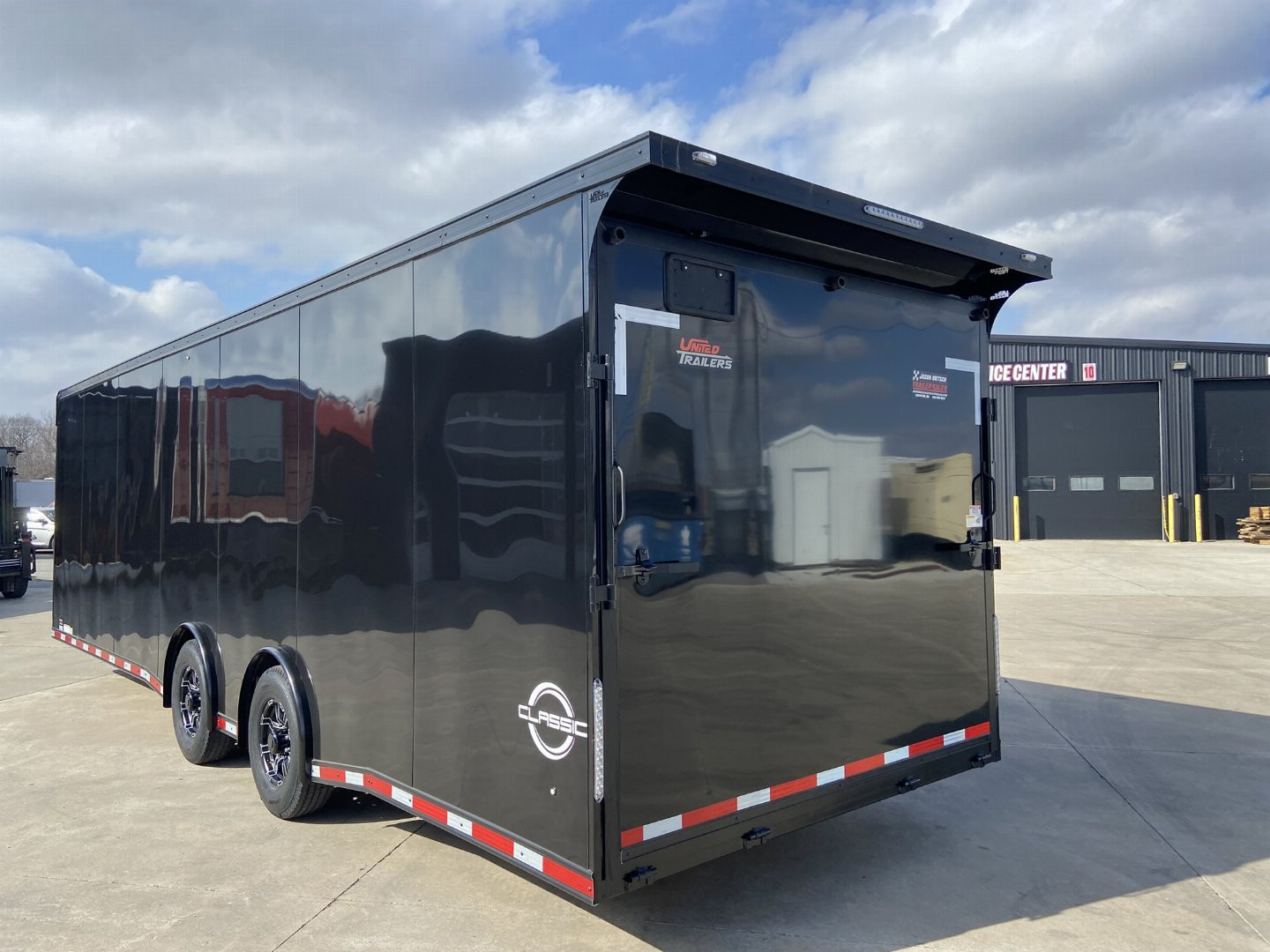 New United CLA 28' Racing Trailer