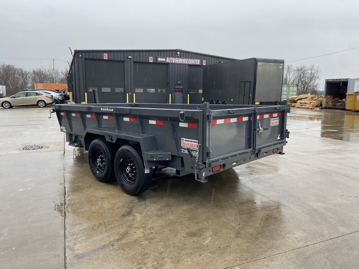 New Lamar 14' Telescopic Dump Trailer