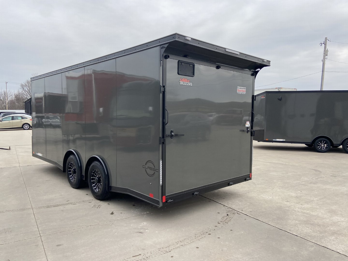 New United CLAV 23' Enclosed V-Nose Cargo Trailer