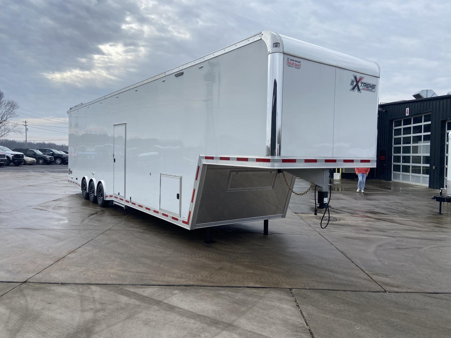 New United Aluminum Gooseneck 42' Sprint Car Racing Trailer