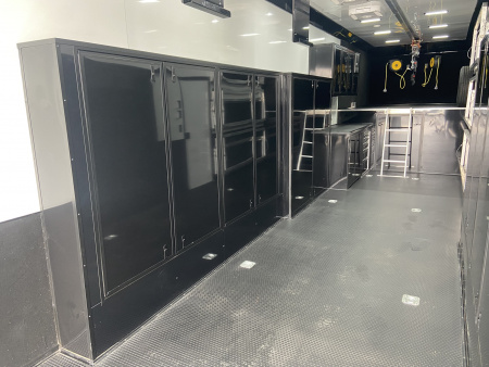 New United Aluminum Gooseneck 42' Sprint Car Racing Trailer