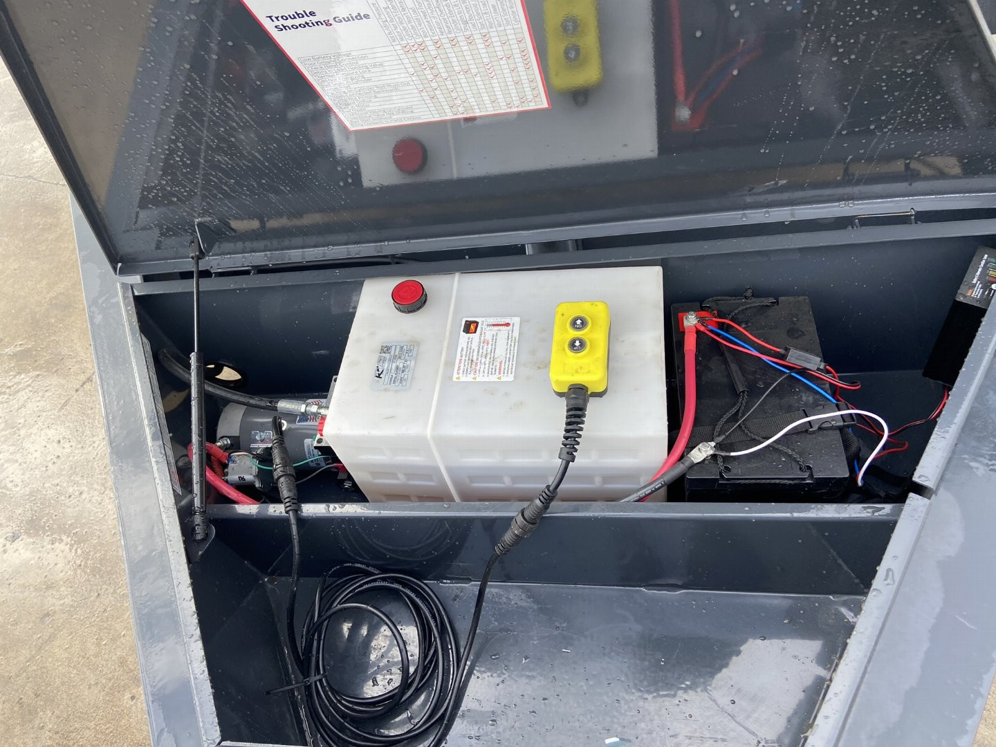 New Lamar 14' Telescopic Dump Trailer