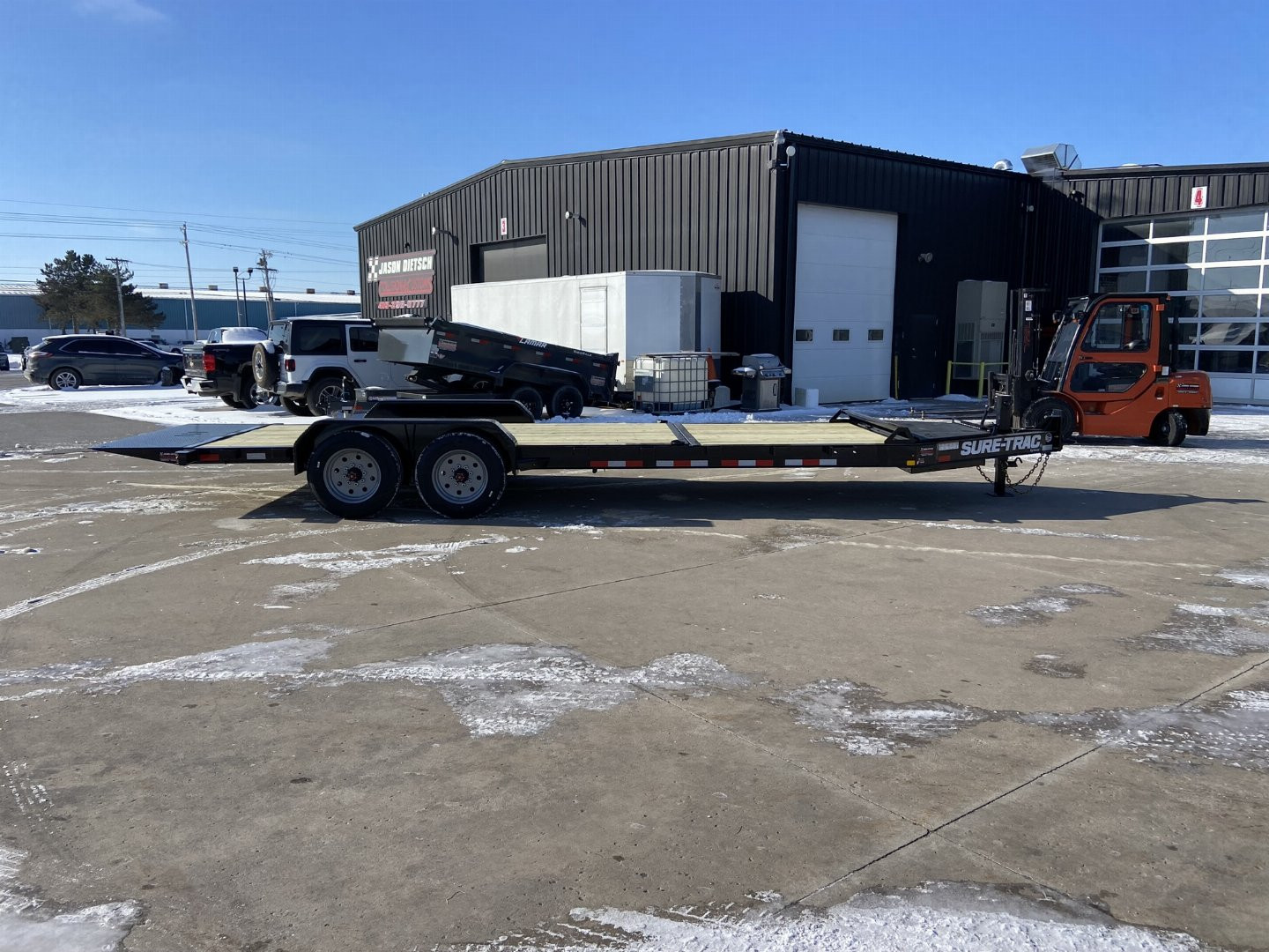 New Sure-Trac 16'+6' Tilt Equipment Trailer