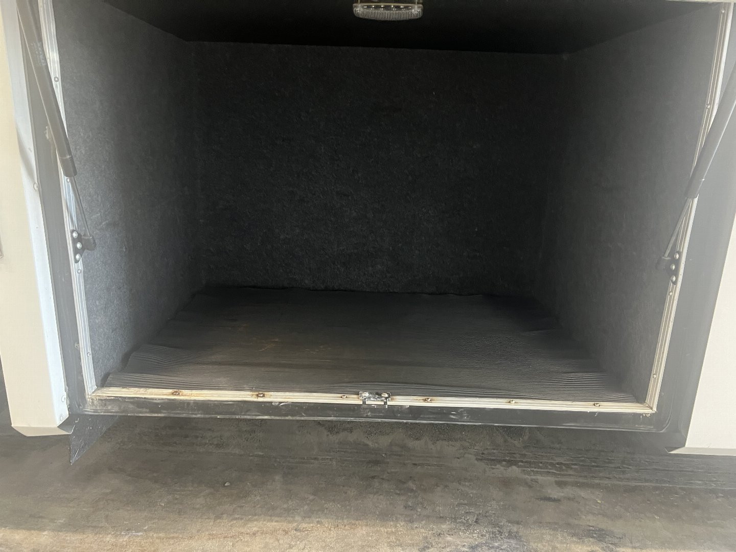 Used Show Hauler Toterhome 17'