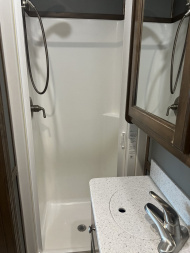 Used Show Hauler Toterhome 17'