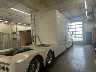 Used Show Hauler Toterhome 17'