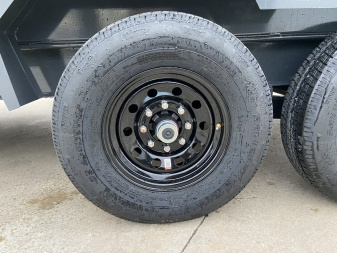 New Lamar 83"x16' Telescopic Dump Trailer