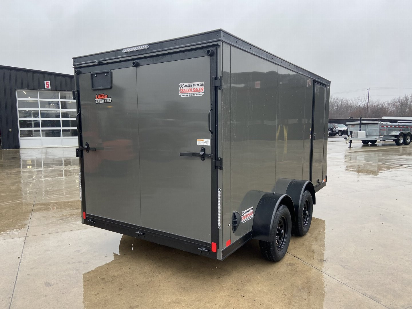 New United UJ-S 7x14 V-Nose Enclosed Cargo Trailer