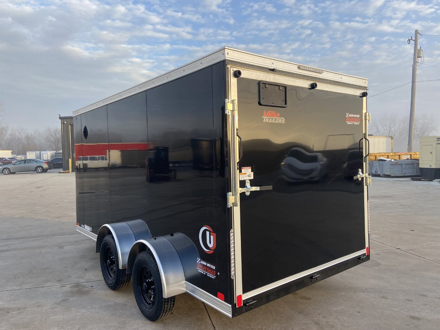 New United UJ-S 7x14 V-Nose Enclosed Cargo Trailer