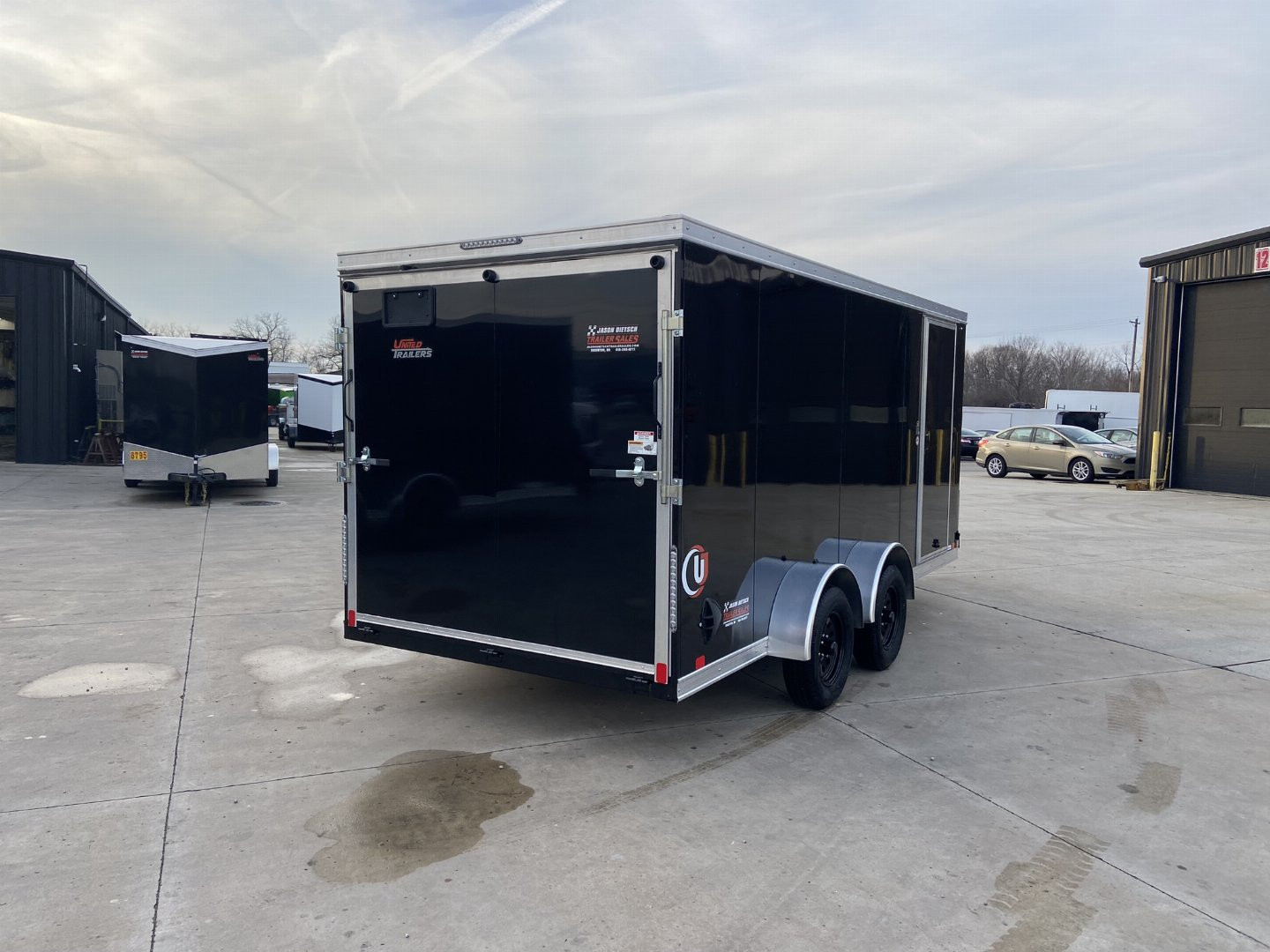 New United UJ-S 7x16 V-Nose Enclosed Cargo Trailer