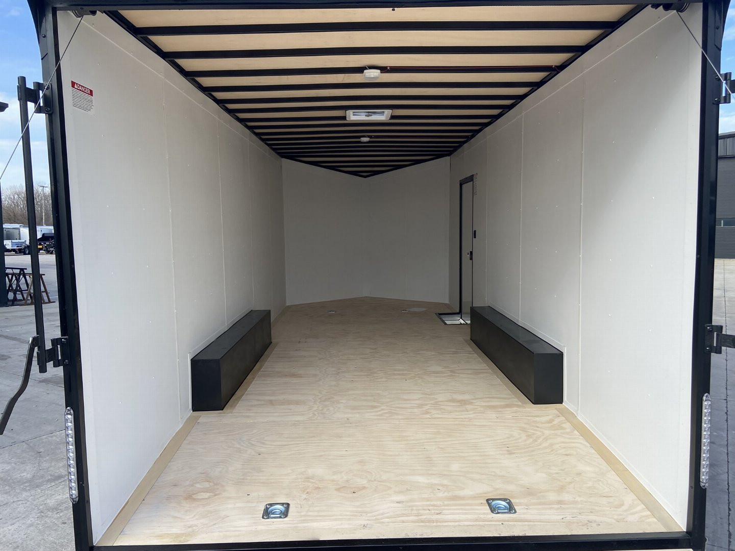 New United CLAV 8.5x23 V-Nose Enclosed Cargo Trailer