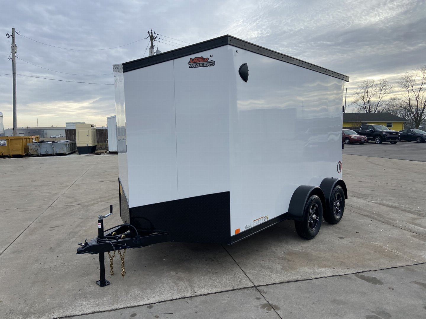 New United UJ 7x12 V-Nose Enclosed Cargo Trailer