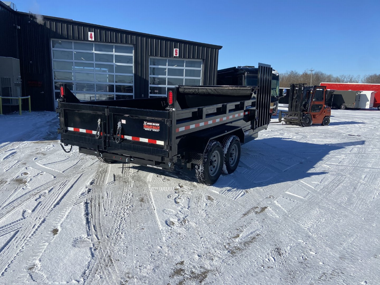 New Sure-Trac 82"x12' (+4) Scissor Dump Trailer