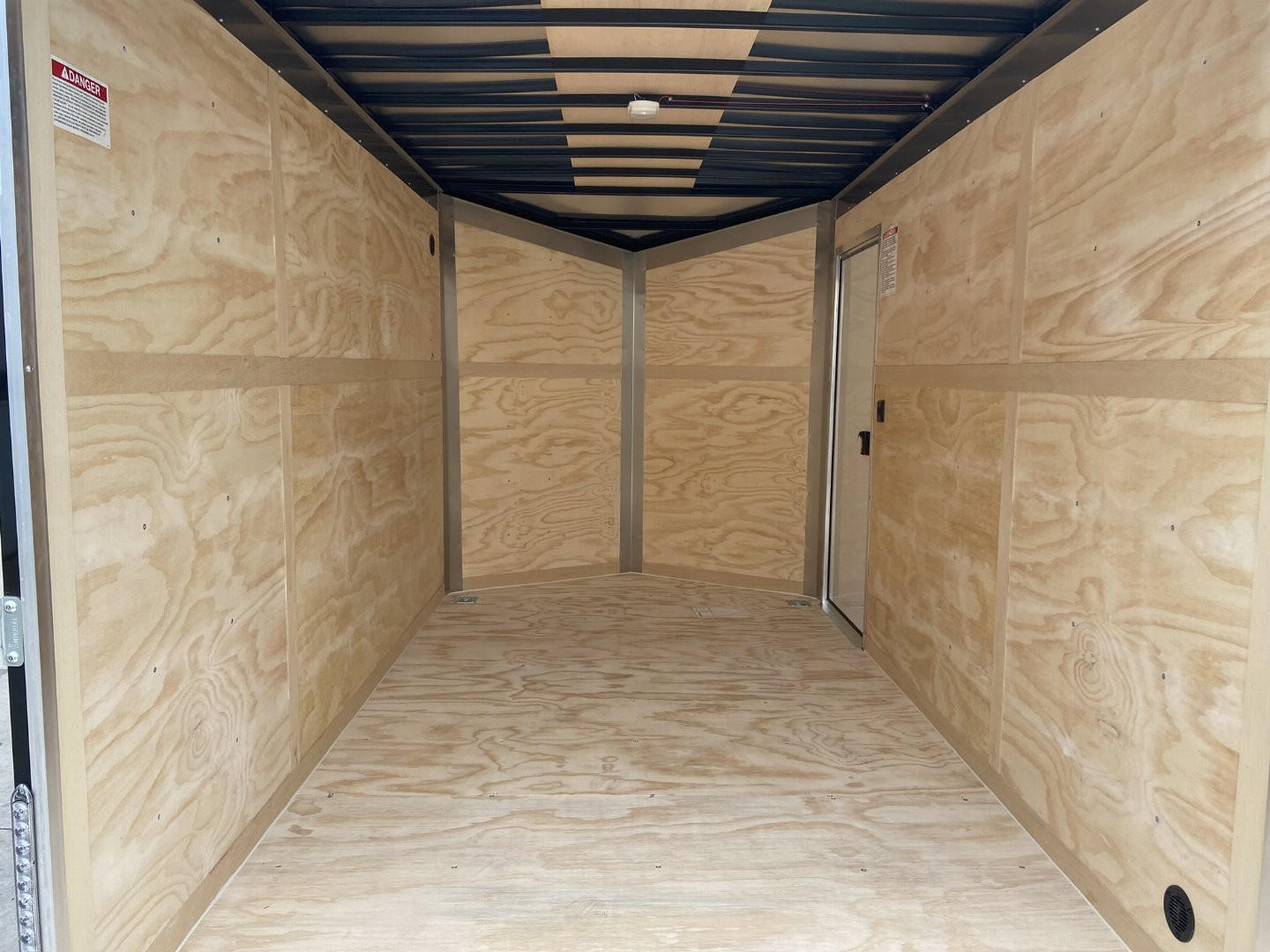 New United UJ 7x12 V-Nose Enclosed Cargo Trailer