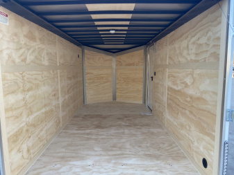 New United UJ-S 7x14 V-Nose Enclosed Cargo Trailer