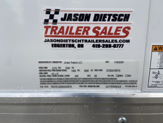 New United UJ 7x16 V-Nose Enclosed Cargo Trailer