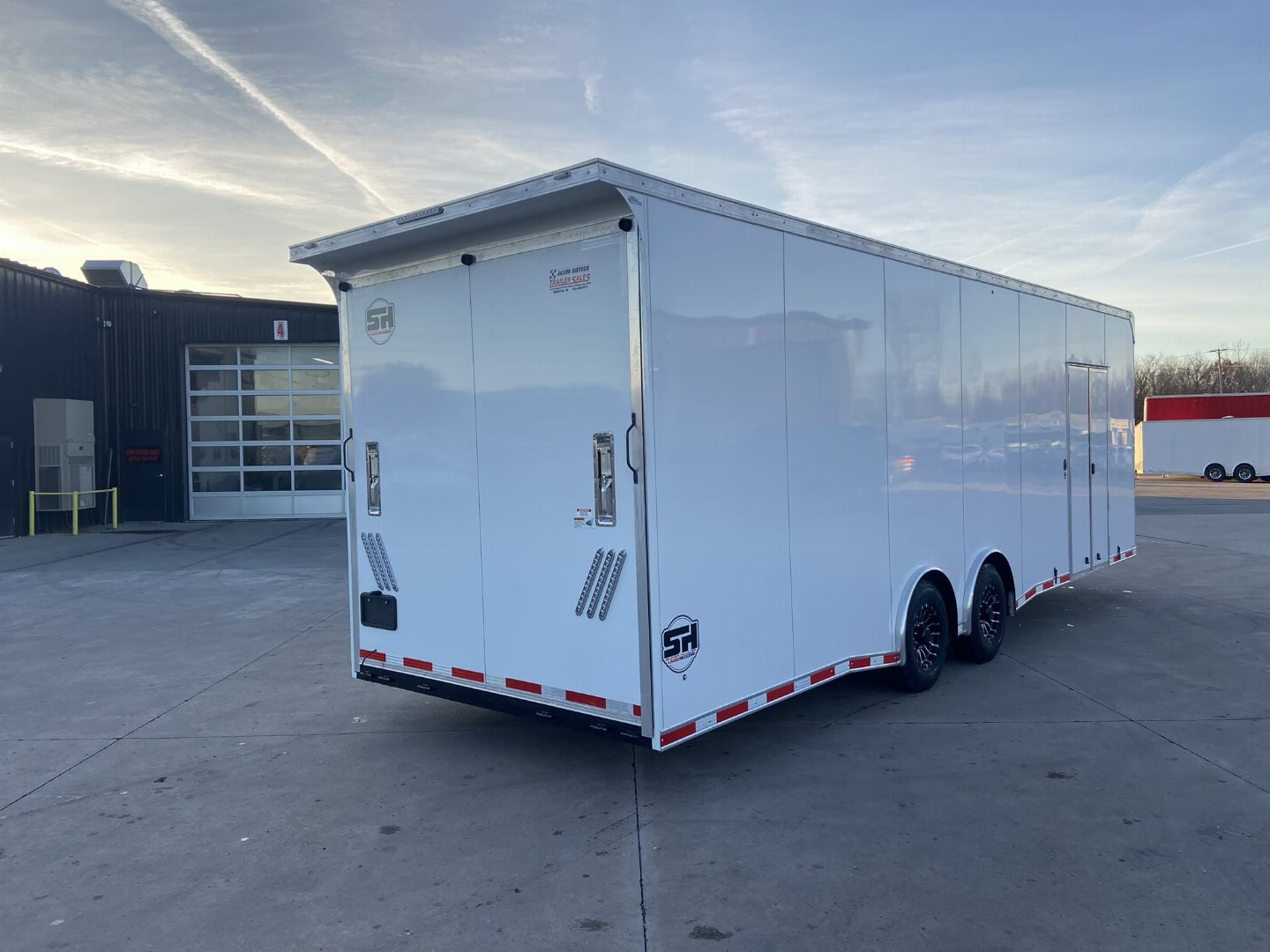 New United USH 8.5x28 Racing Trailer