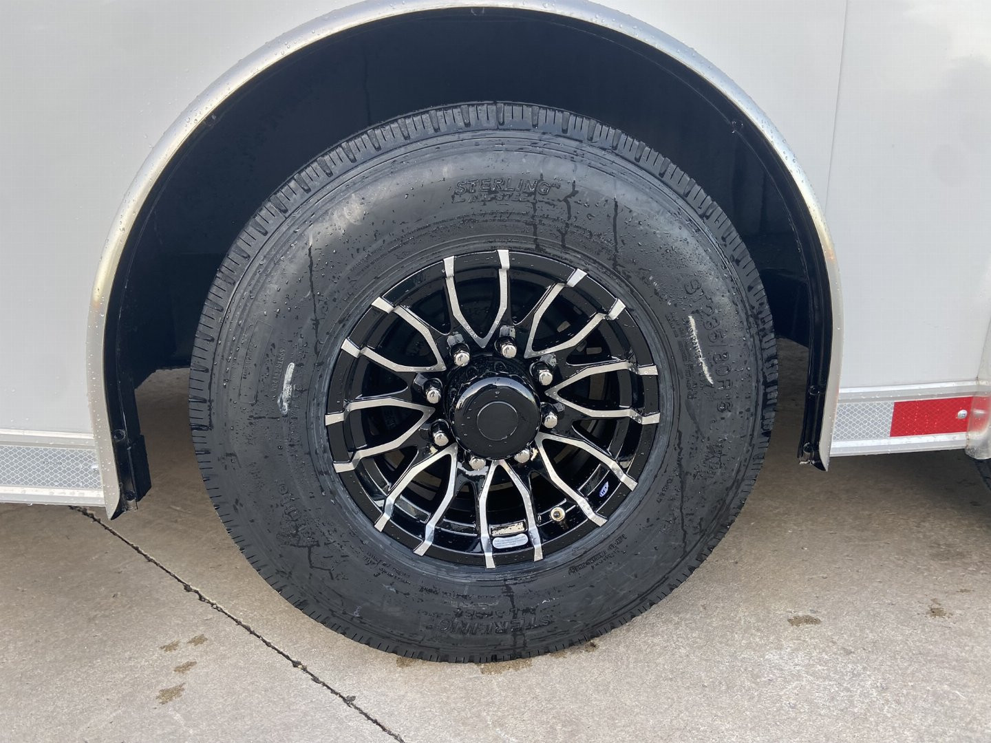 New United USH 8.5x28 Racing Trailer