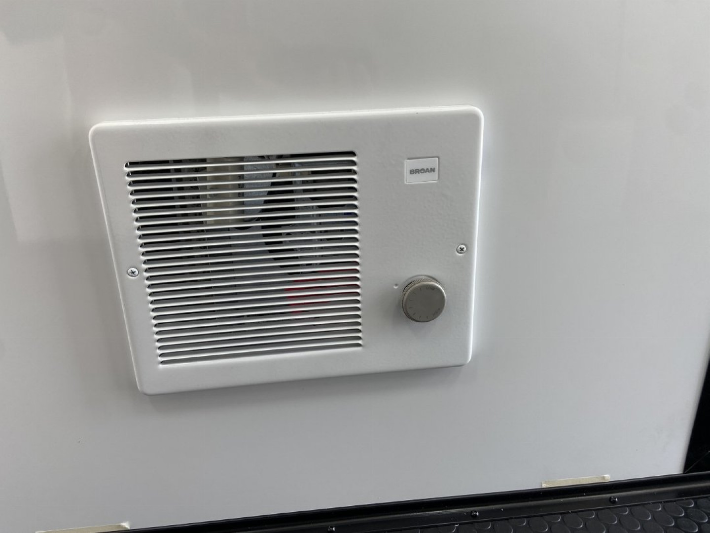 New United UAT 7x12 Aluminum Fiber Splicing Trailer