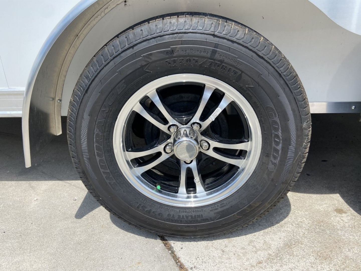 New United UAT 7x12 Aluminum Fiber Splicing Trailer