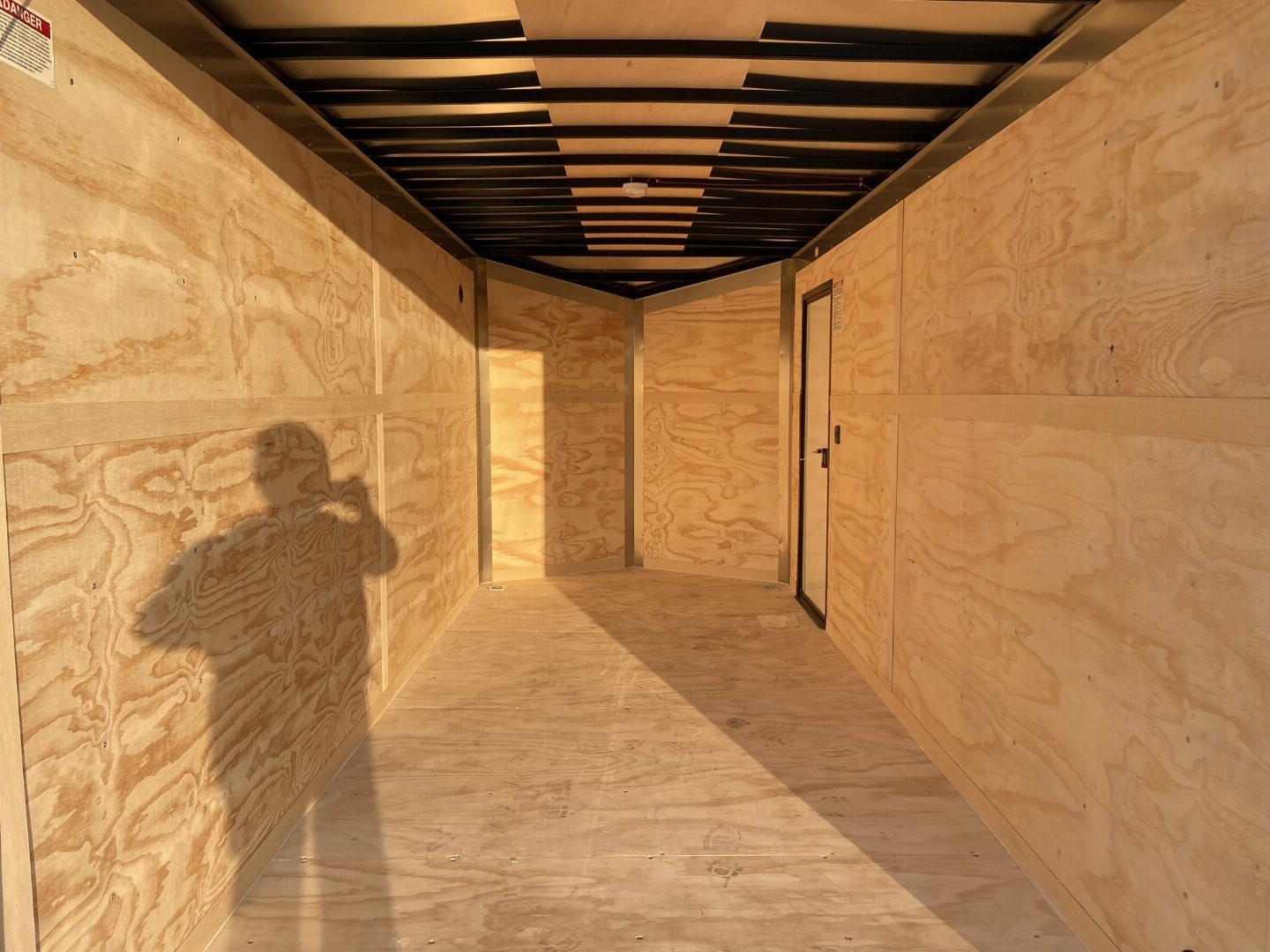 New United UJ 7x16 V-Nose Enclosed Cargo Trailer