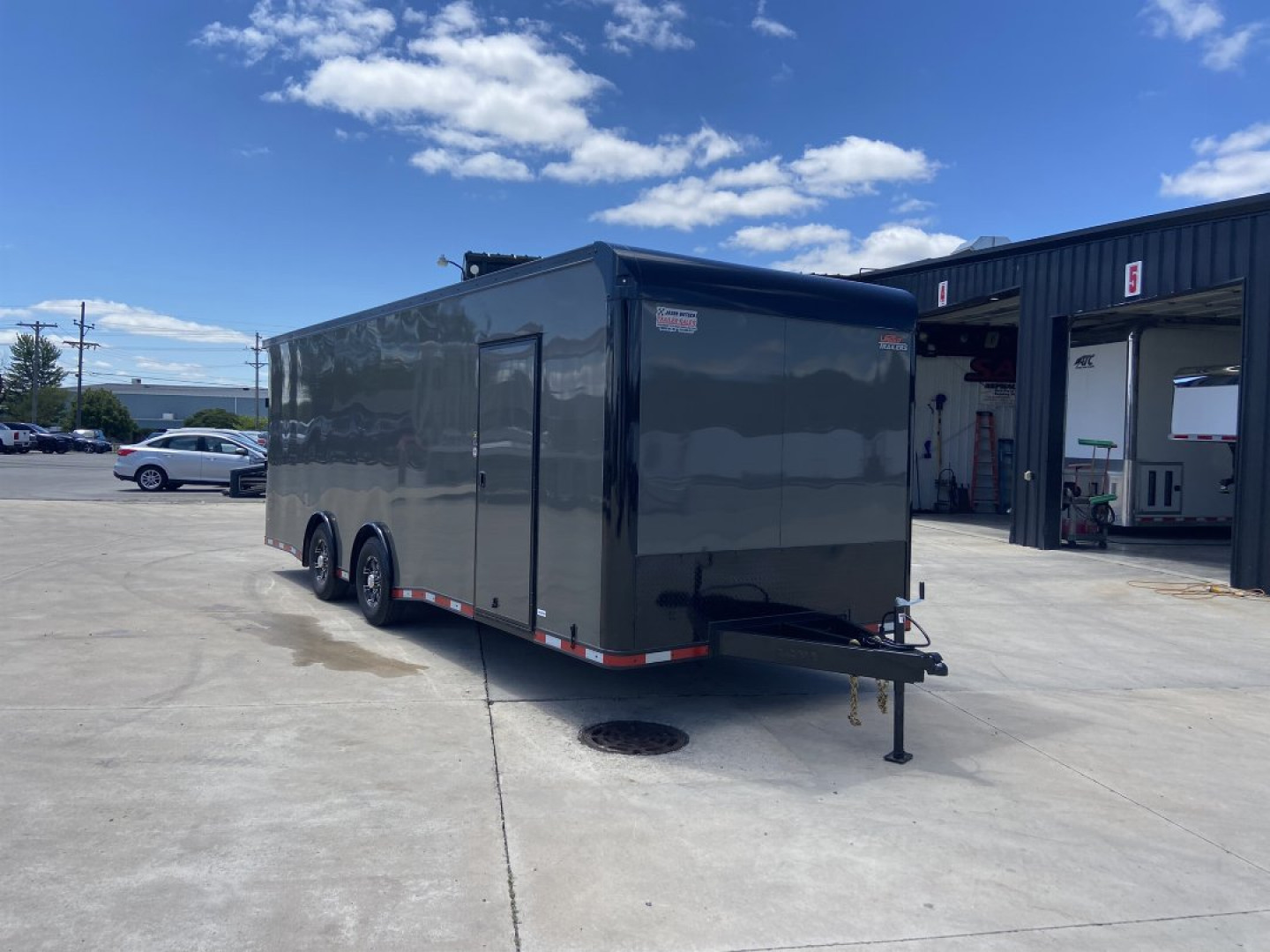 New United CLA 8.5x24 Racing Trailer