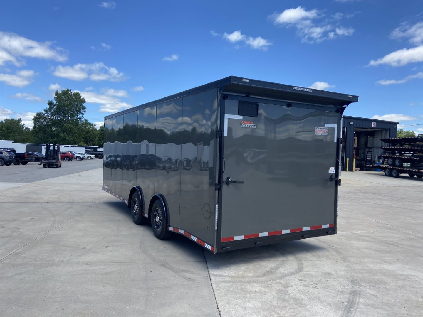 New United CLA 8.5x24 Racing Trailer