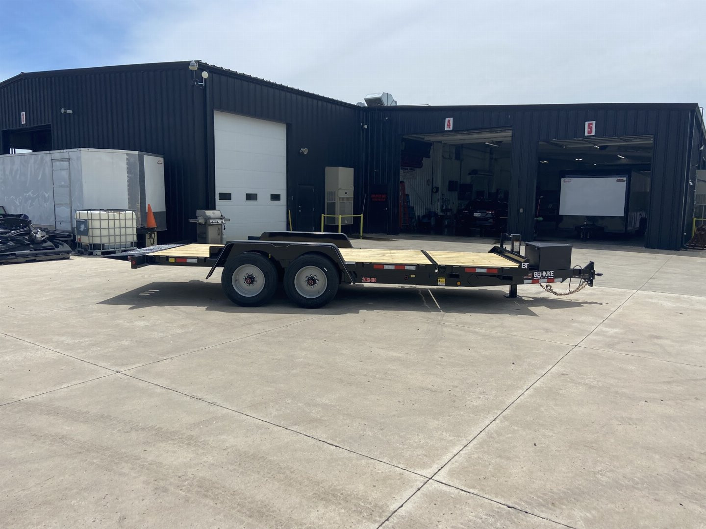 New Behnke 16+4 Partial Tilt Trailer 20K