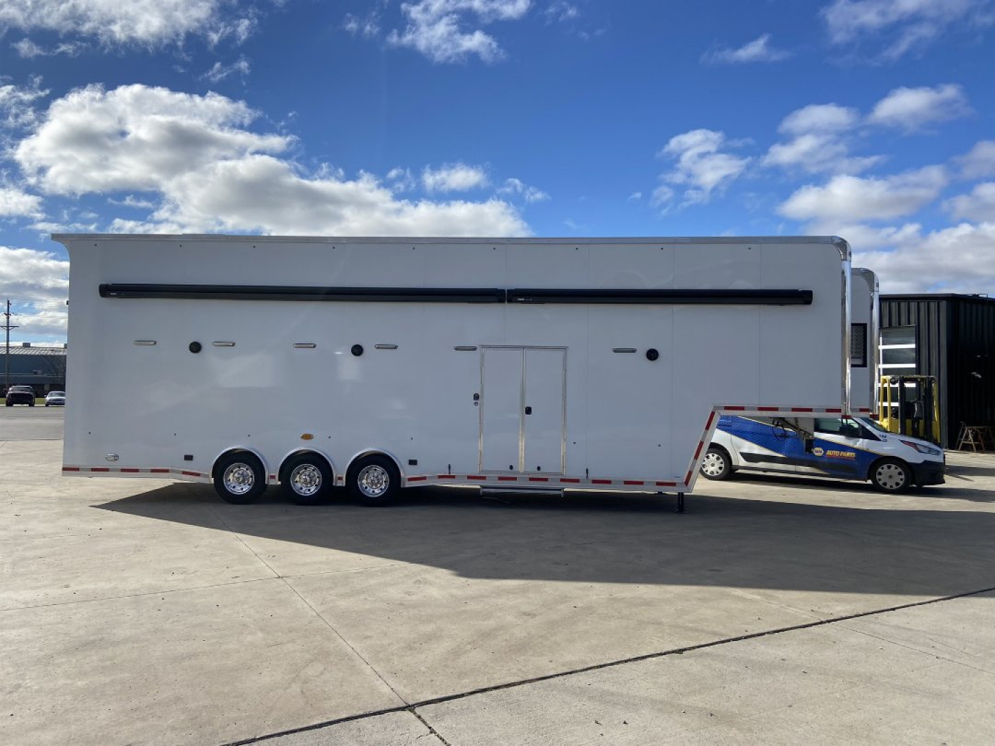 New 38' Aluminum Gooseneck Stacker Racing Trailer - United UATGN