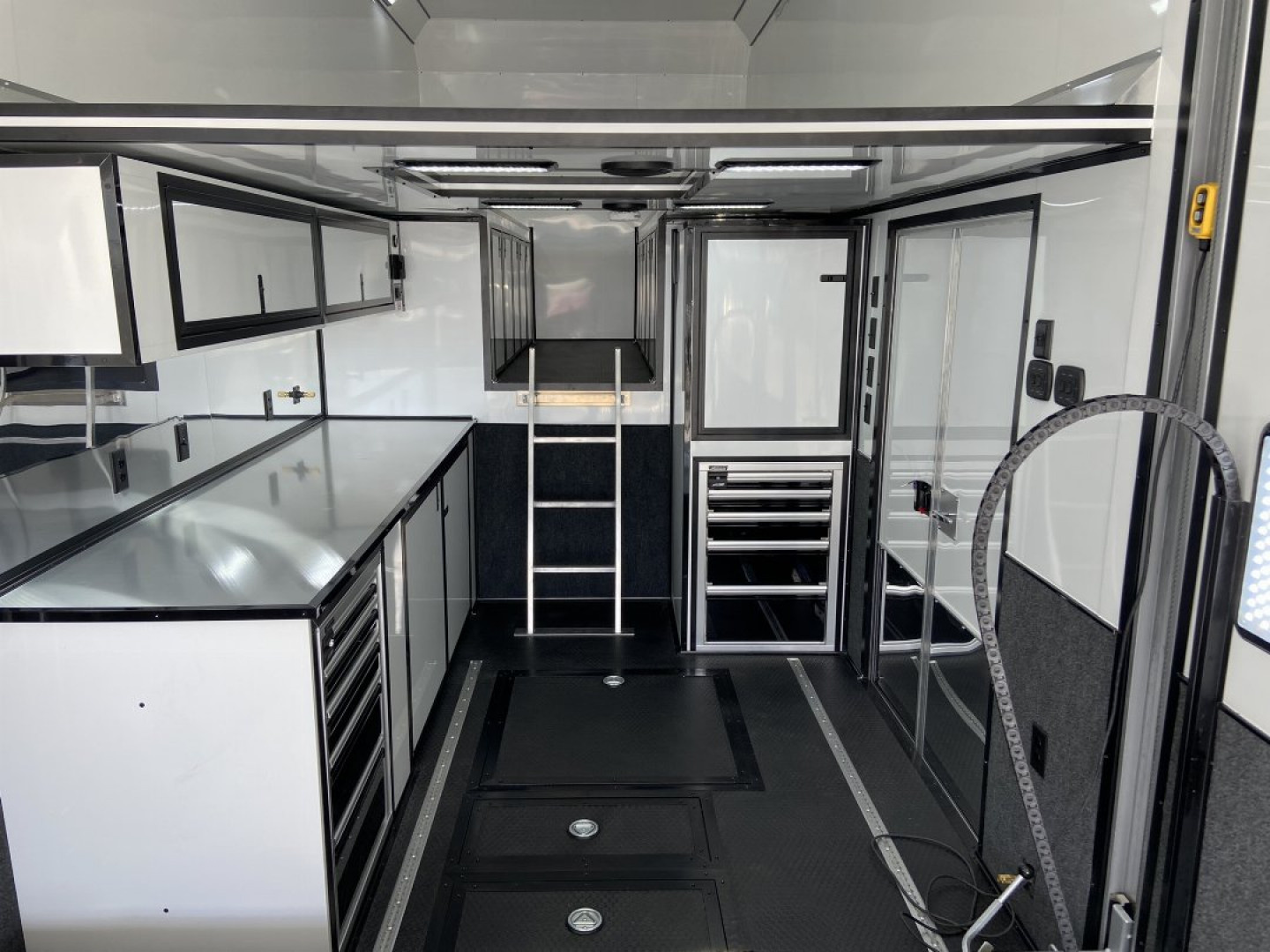 New 38' Aluminum Gooseneck Stacker Racing Trailer - United UATGN