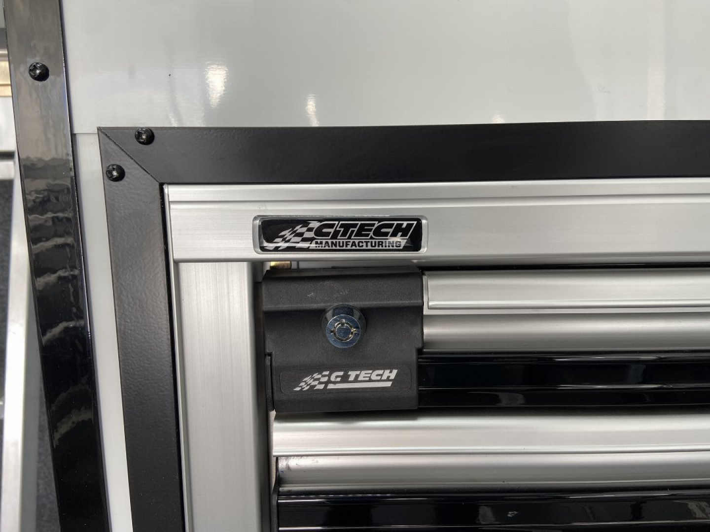 New 38' Aluminum Gooseneck Stacker Racing Trailer - United UATGN