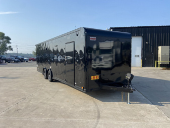 New United PREM 8.5x28 Racing Trailer