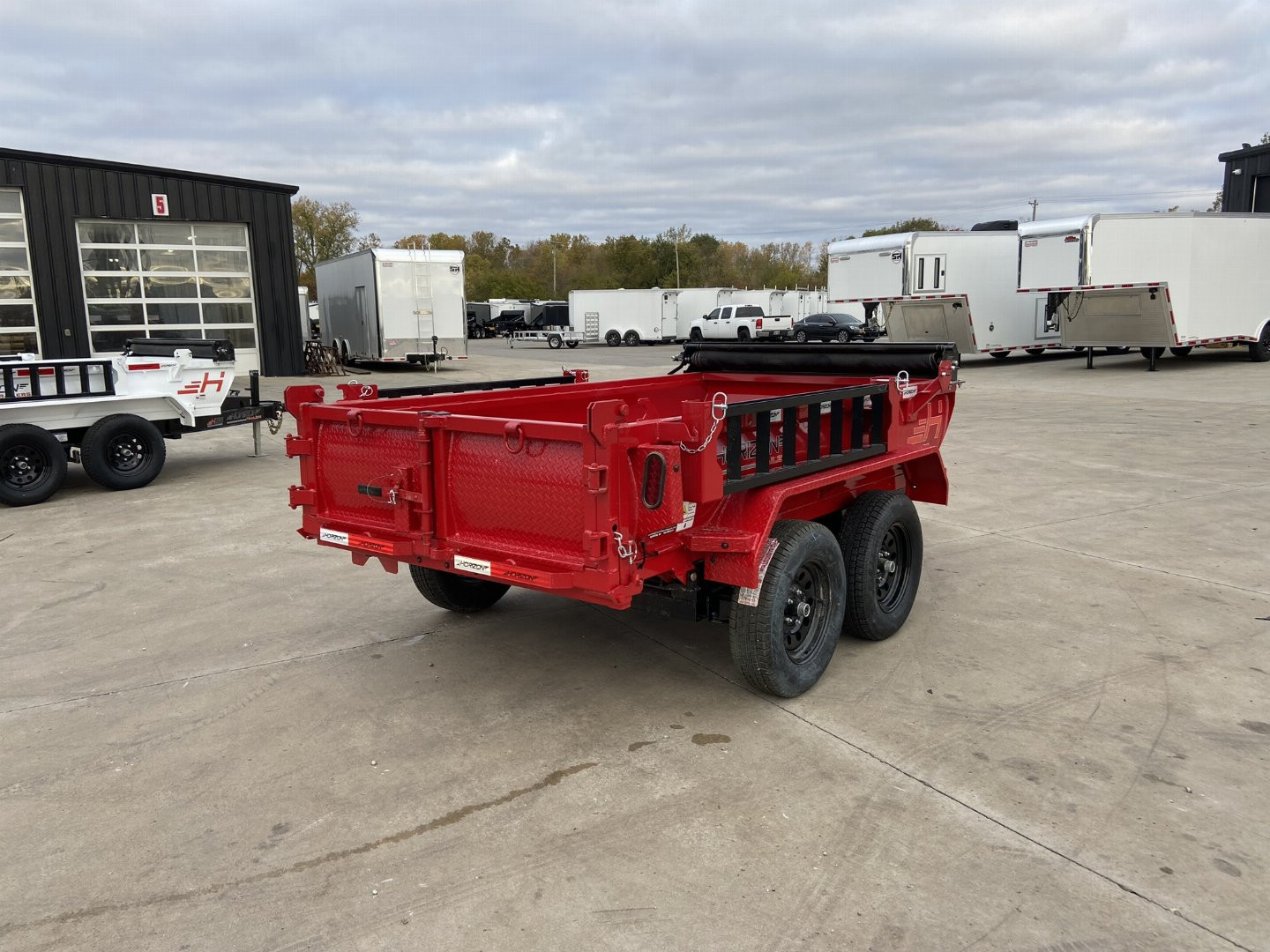 New Horizon 60"x10' Dump Trailer