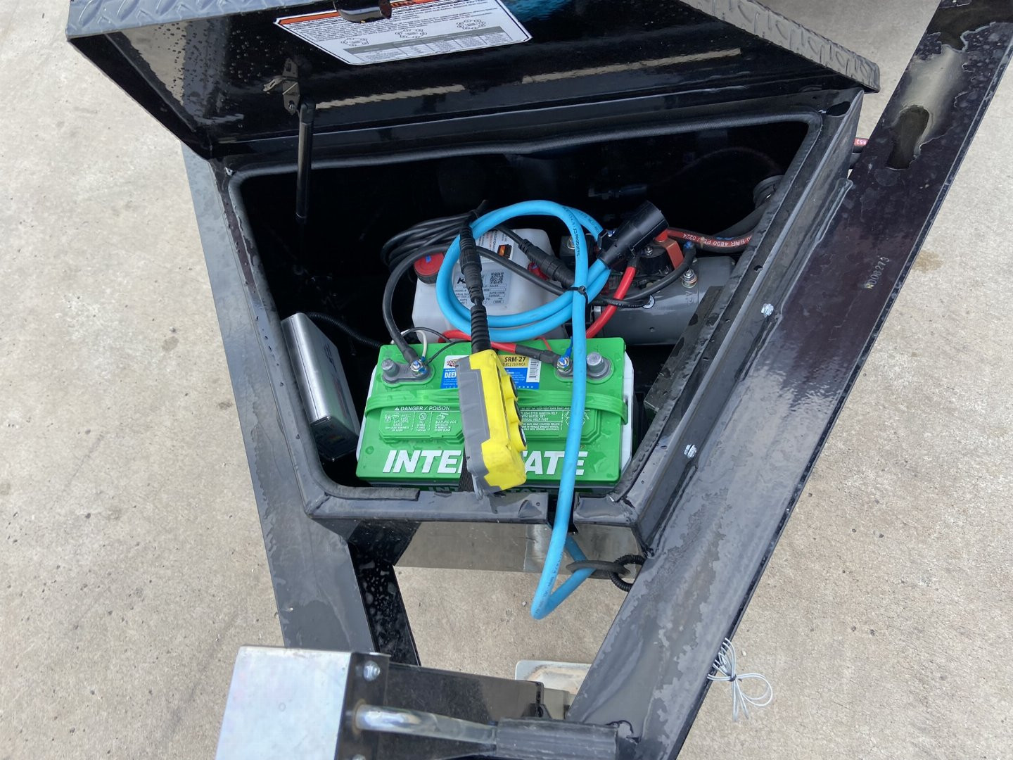 New Horizon 60"x10' Dump Trailer