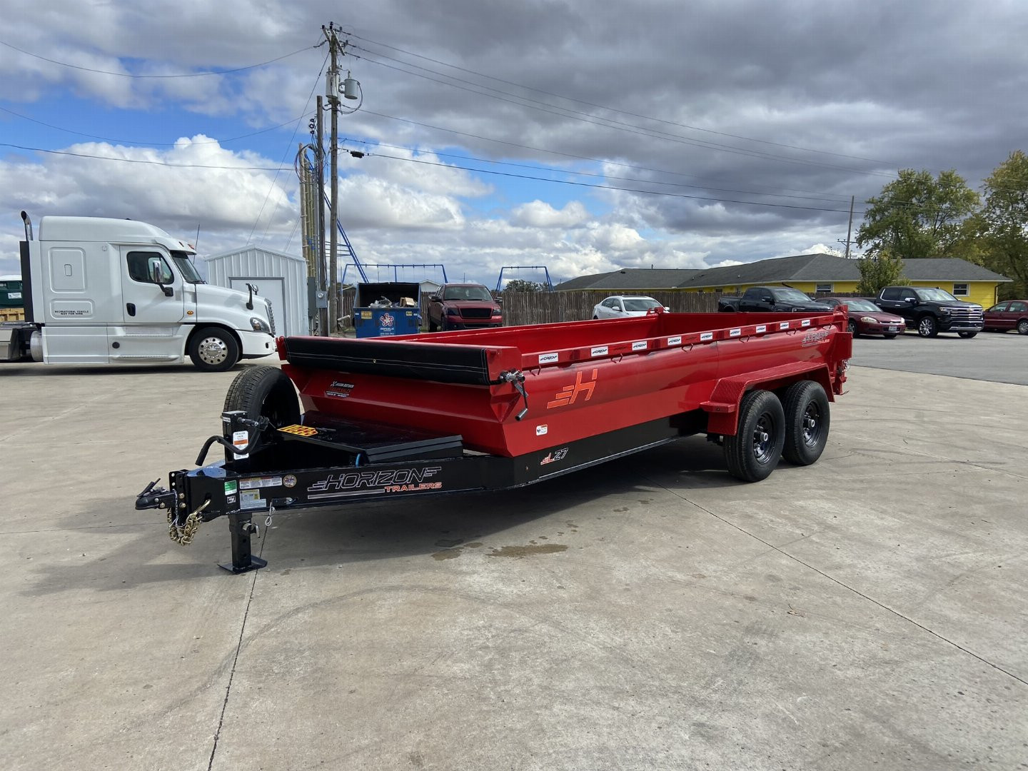 New Horizon 83"x16' Dump Trailer