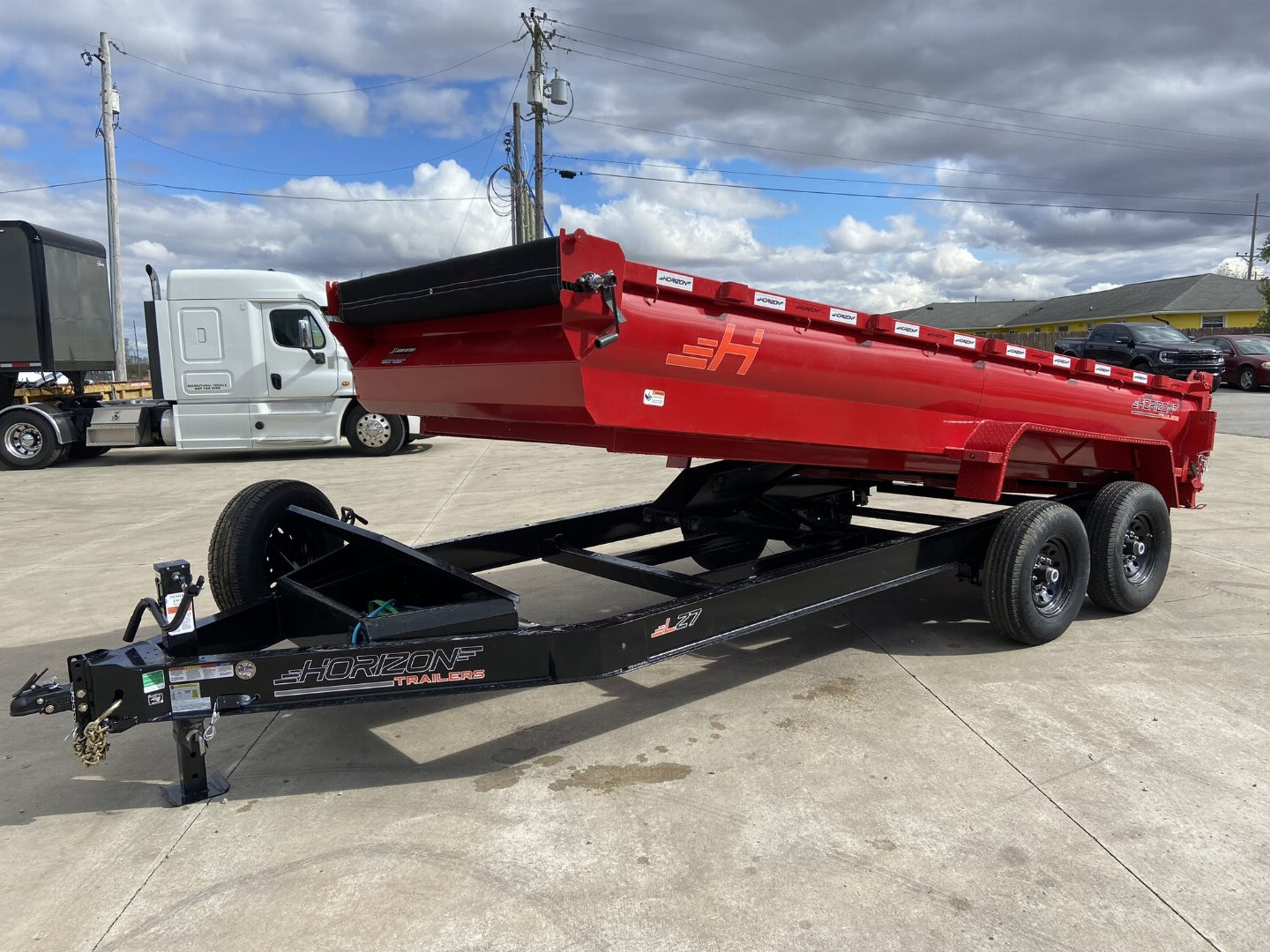 New Horizon 83"x16' Dump Trailer