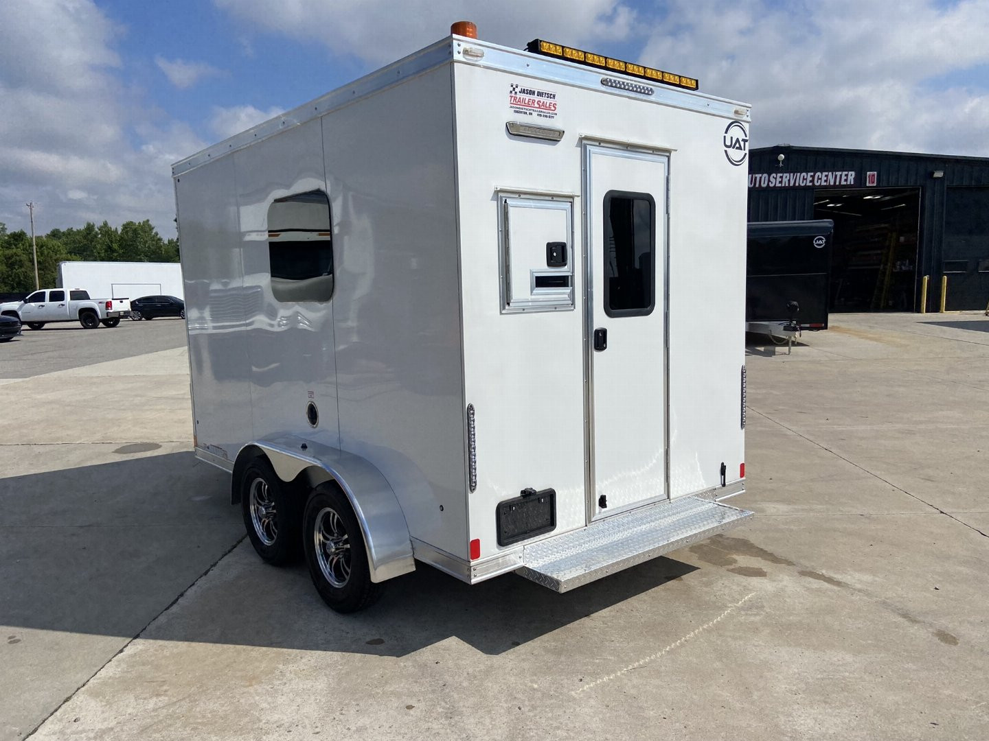 New United Aluminum 7x12 Fiber Splicing Trialer